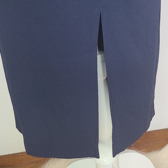 NWT Wayf navy dress with bell sleeves small - Picture 6 of 9